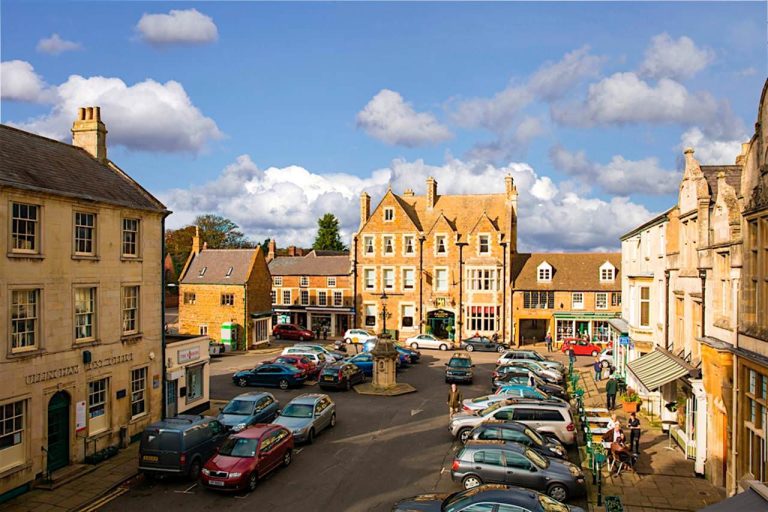 These Are The Top Best Small Towns To Visit In UK (2025)